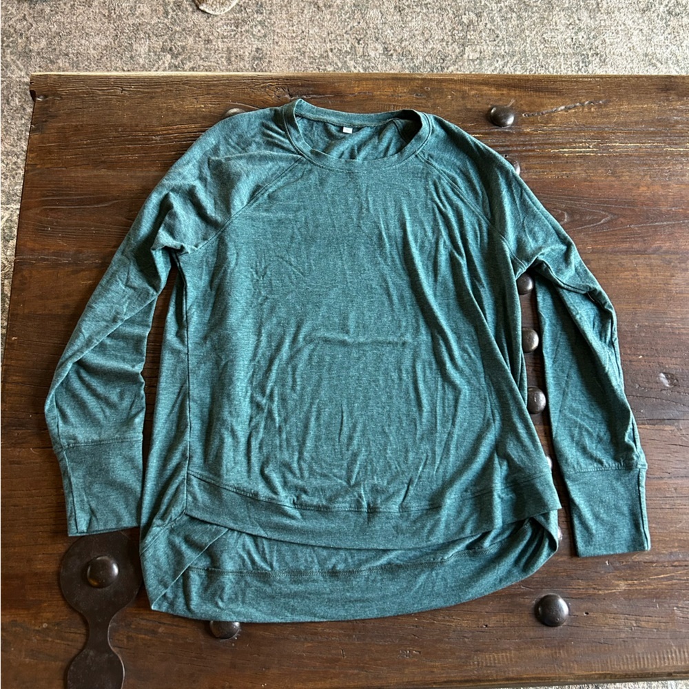 Women's Long Sleeve Teal Top